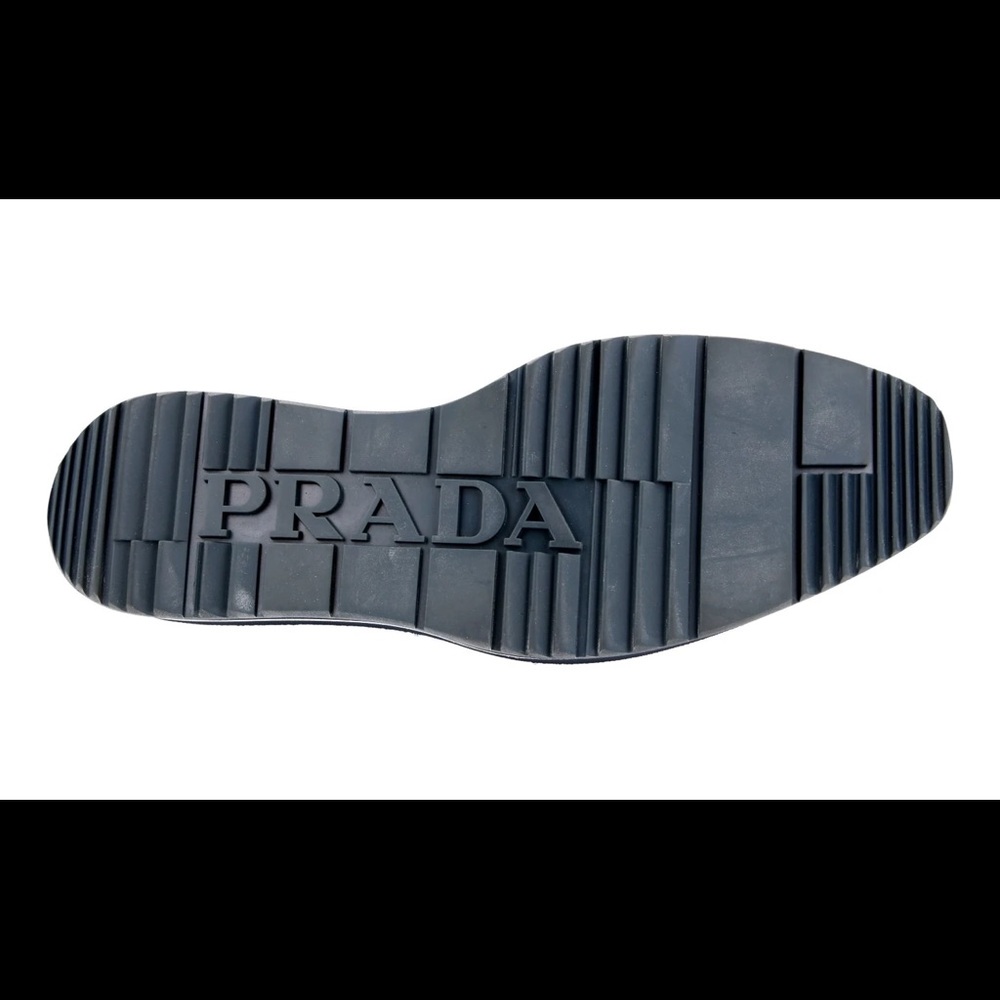 Men’s PRADA Oxfords - Picture 7 of 7